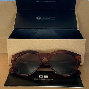 Otis Sunglasses - The Insider